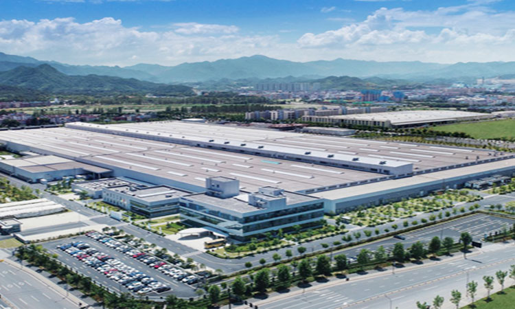  Factory covers an area of 20,000 square meters with 100+ staff